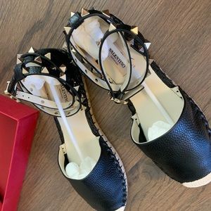 Valentino flat shoes